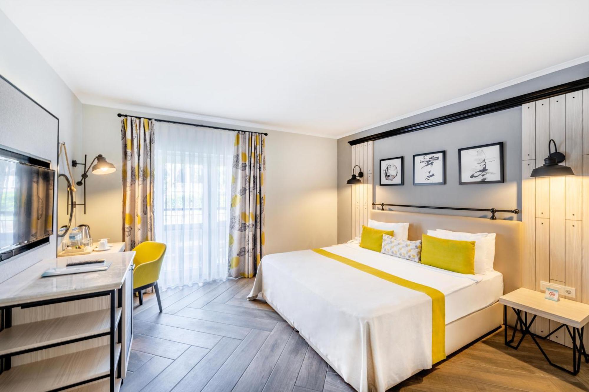 Курортный комплекс Club Marco Polo 5*